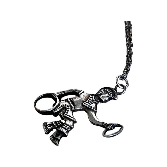 Vintage Sterling Silver Native American Hoop Dancer Pendant - Picture 5 of 8